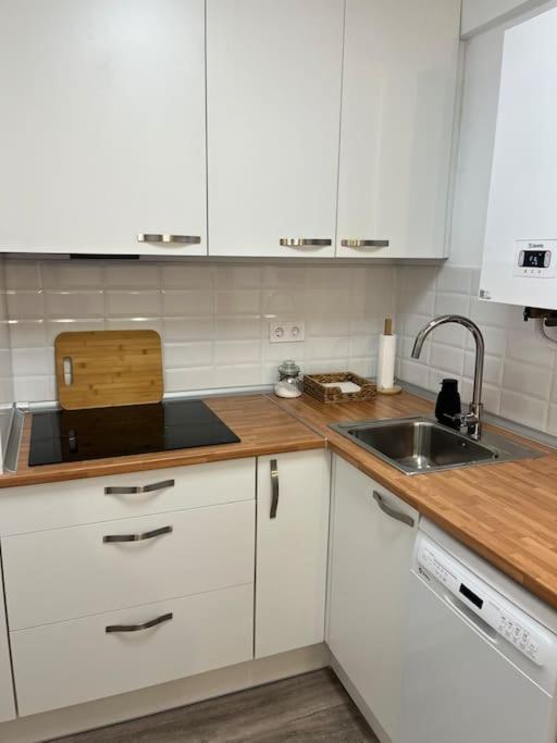 Piso Recien Reformado En El Centro De Santander, Zona Estaciones Apartment ภายนอก รูปภาพ