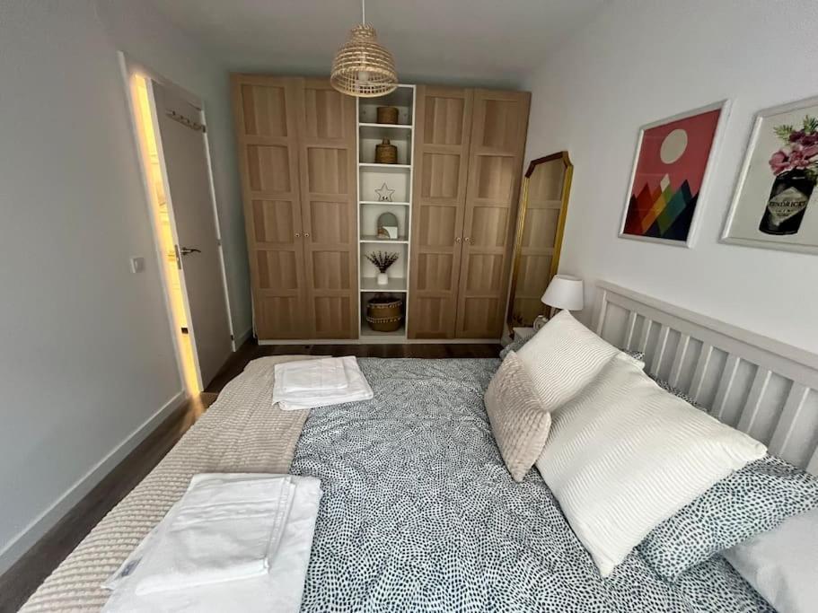 Piso Recien Reformado En El Centro De Santander, Zona Estaciones Apartment ภายนอก รูปภาพ