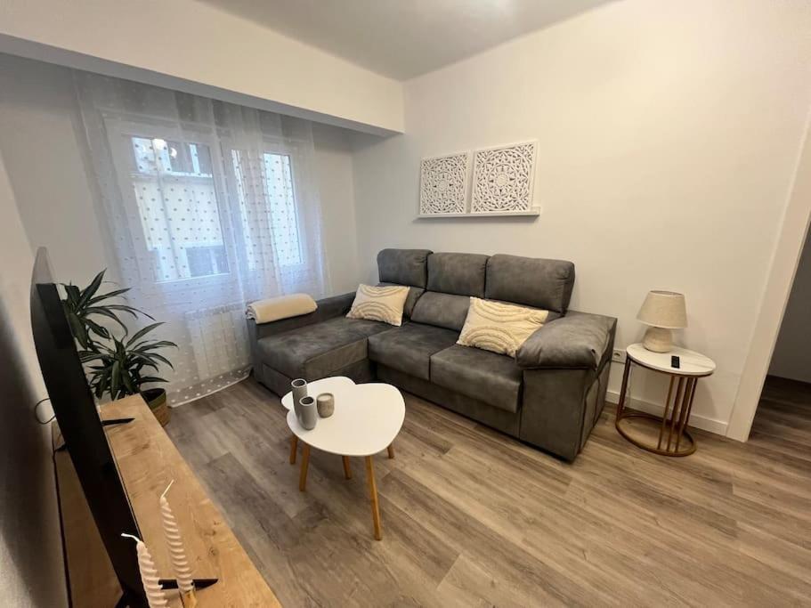 Piso Recien Reformado En El Centro De Santander, Zona Estaciones Apartment ภายนอก รูปภาพ